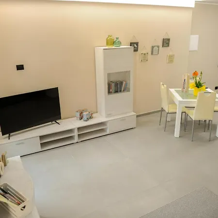 Apartament Teo *